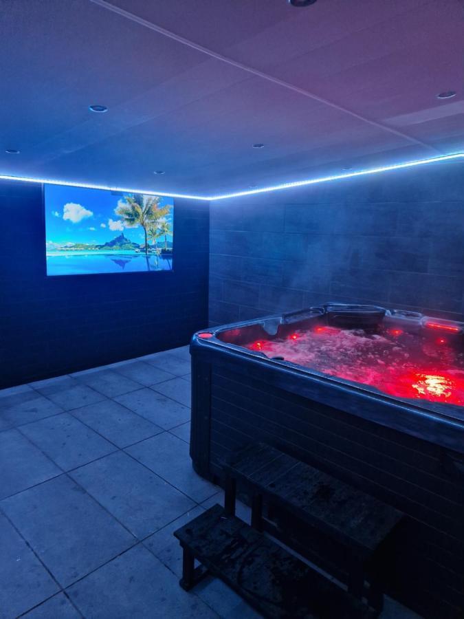 Short Stopzzz & Indoor Hot Tub مانشستر المظهر الخارجي الصورة